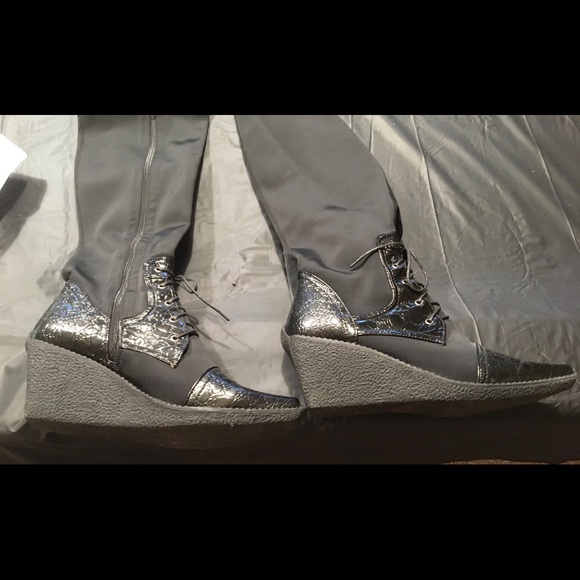 Pilar Abril Wedge Stretch Textured Croc Knee High Boots Sz 9.5/EU 41 - Picture 10 of 10